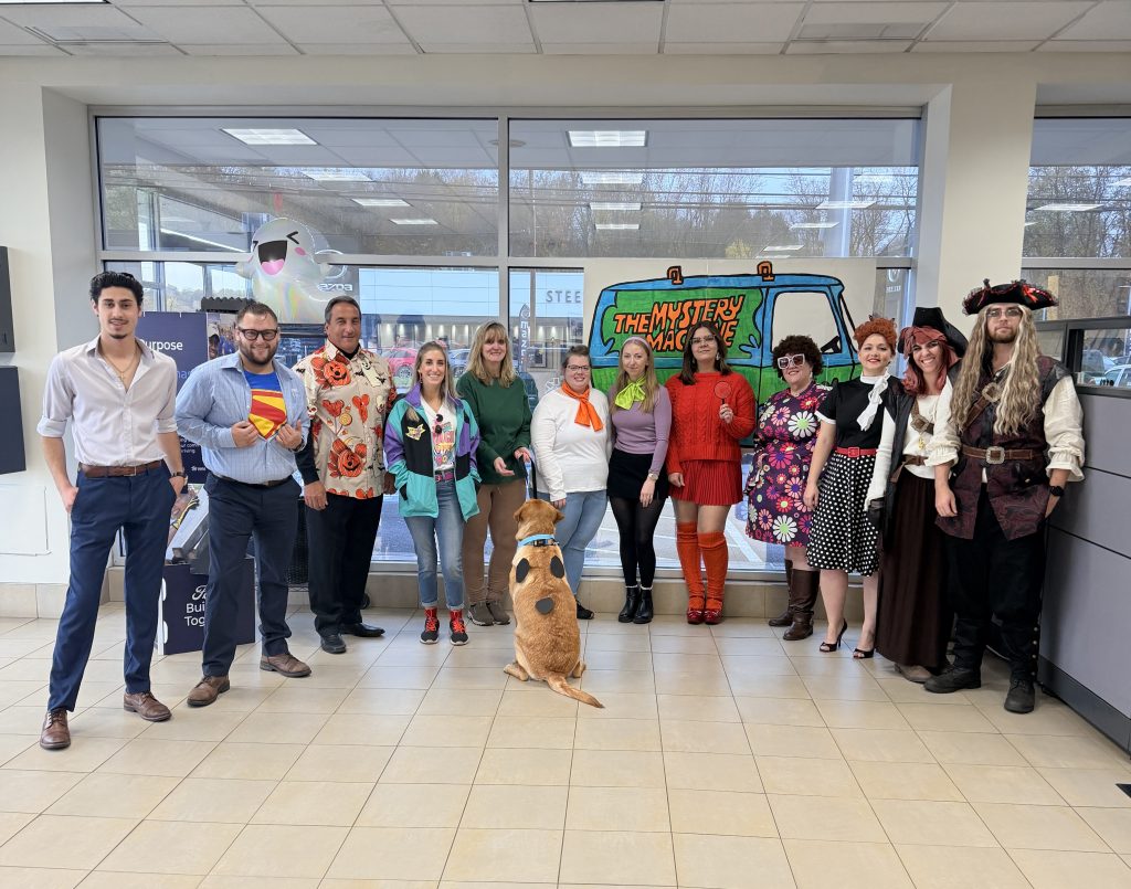 Steet Ponte Ford Halloween 2025