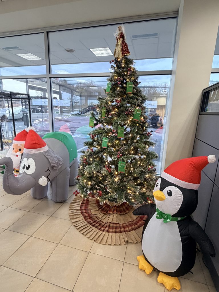 Steet Ponte Ford Gift Drive 2025 Set Up