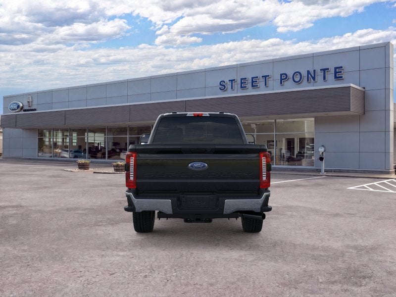 2026 Ford Super Duty F-350 SRW F-350® XLT