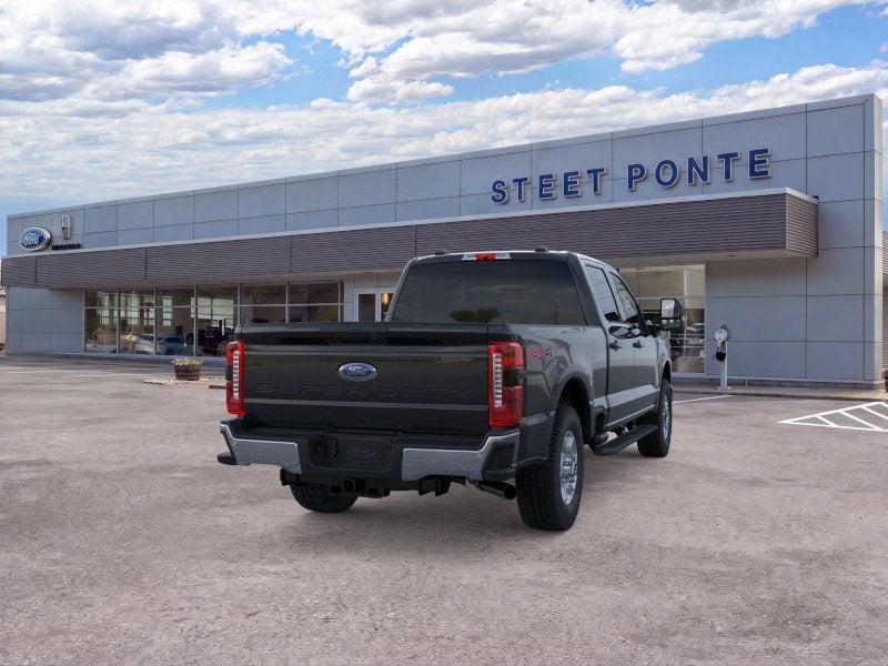 2026 Ford Super Duty F-350 SRW F-350® XLT