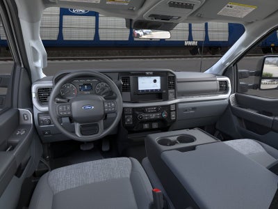 2026 Ford Super Duty F-350 SRW F-350® XLT