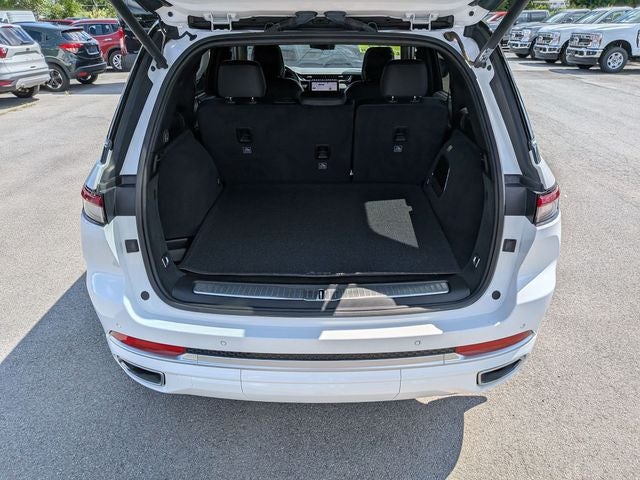 2023 Jeep Grand Cherokee Summit Reserve