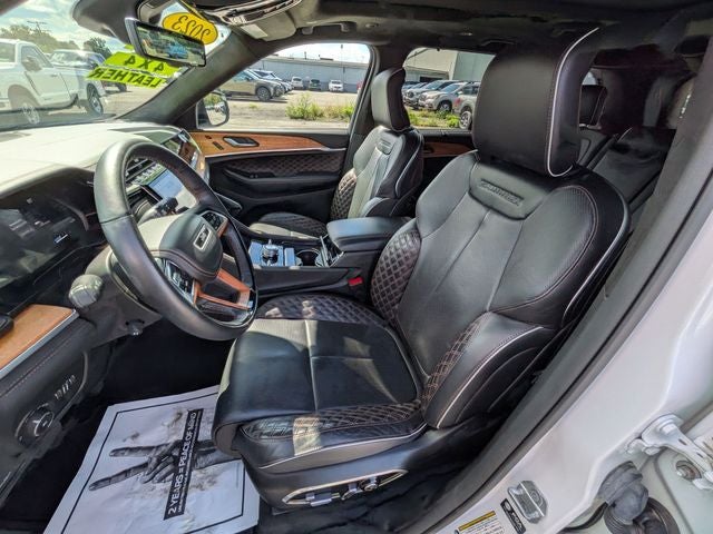 2023 Jeep Grand Cherokee Summit Reserve