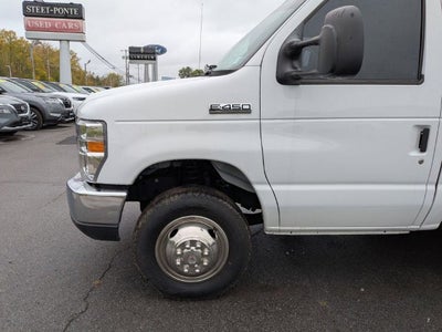 2019 Ford E-450SD Base
