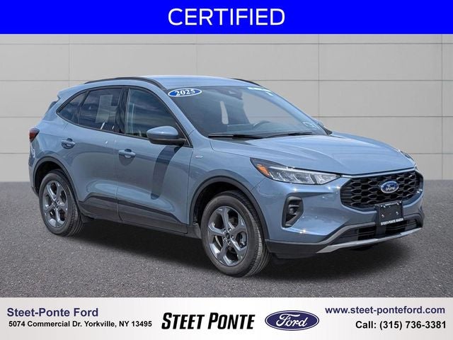 2025 Ford Escape ST-Line Select AWD's photo