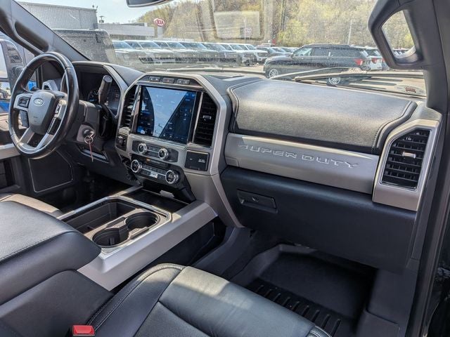2022 Ford F-350SD Lariat