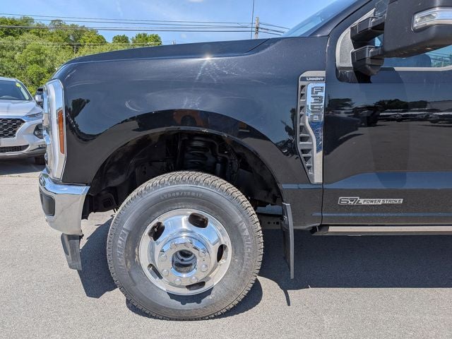 2024 Ford F-350SD Lariat DRW Diesel