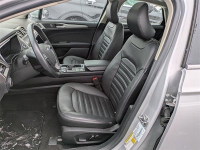 2019 Ford Fusion Hybrid SE