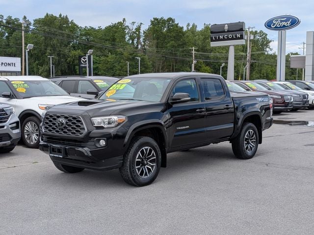 2023 Toyota Tacoma TRD Sport V6