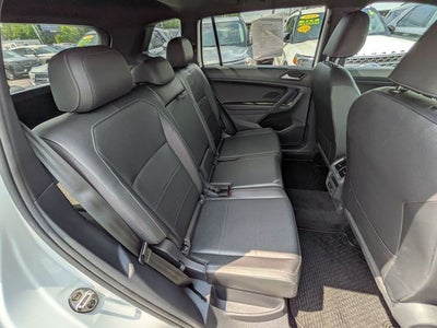 2020 Volkswagen Tiguan 2.0T SE R-Line Black 4Motion