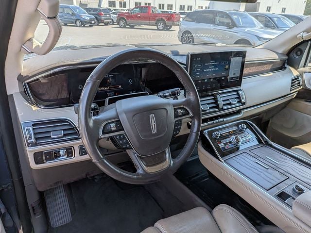 2023 Lincoln Navigator L Reserve
