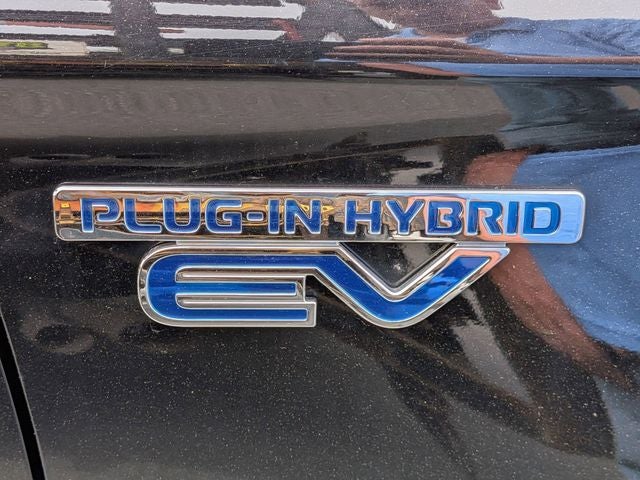 2018 Mitsubishi Outlander PHEV Base