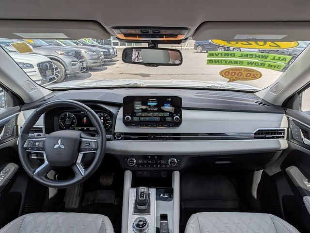 2023 Mitsubishi Outlander PHEV 40th Anniversary